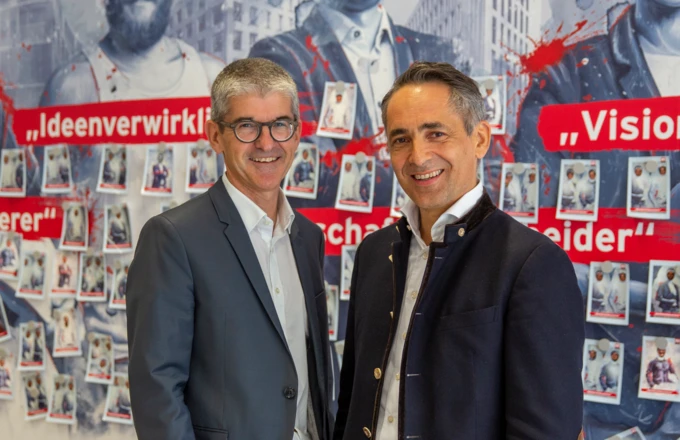 Mag. Ernst Thurnher und DI Hubert Rhomberg, die beiden Geschäftsführer der Rhomberg Holding, reflektierten beim jährlichen Pressegespräch der Rhomberg Gruppe über das vergangene, sehr erfolgreiche Geschäftsjahr 2018/2019. Mag. Ernst Thurnher und DI Hubert Rhomberg, die beiden Geschäftsführer der Rhomberg Holding, reflektierten beim jährlichen Pressegespräch der Rhomberg Gruppe über das vergangene, sehr erfolgreiche Geschäftsjahr 2018/2019.